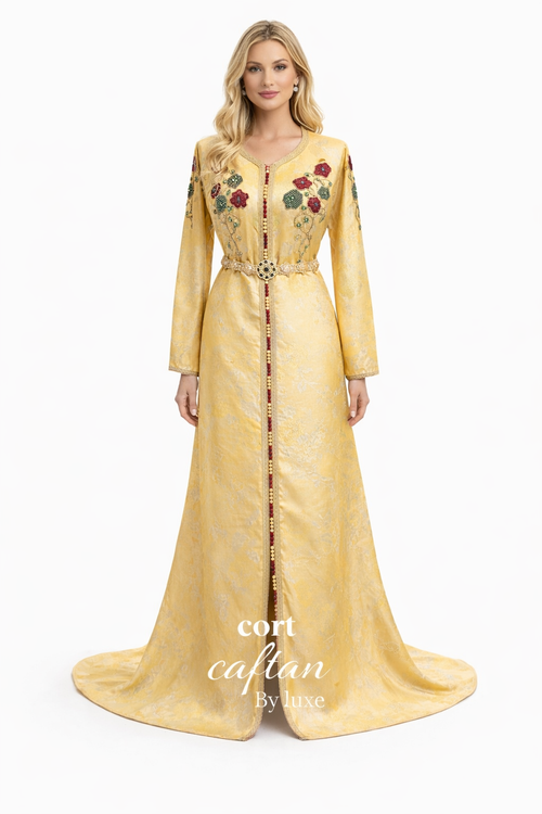 Caftan en Brocard – L’Expression du Raffinement